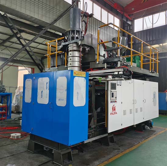 34、110型吹塑機(jī)1.jpg